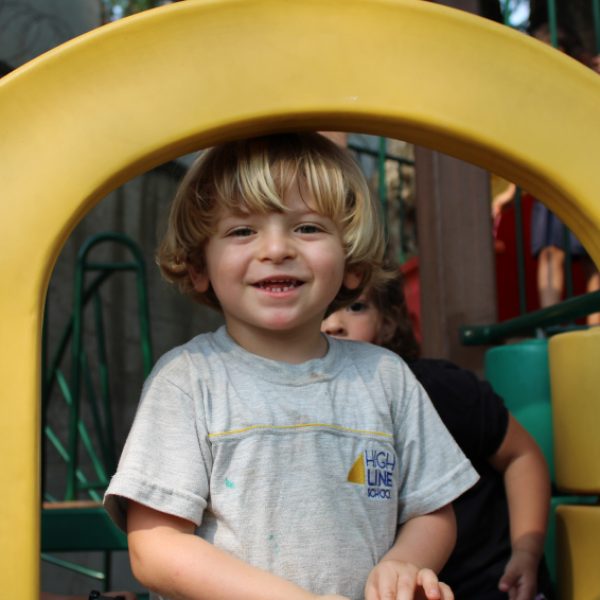 menino-infantil-sorrindo